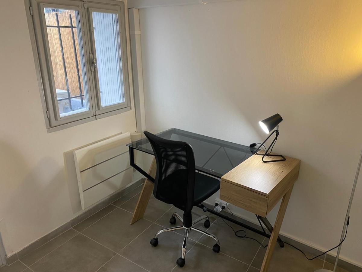 Superbe Appartement Climatise Avec Patio Montpellier Luaran gambar