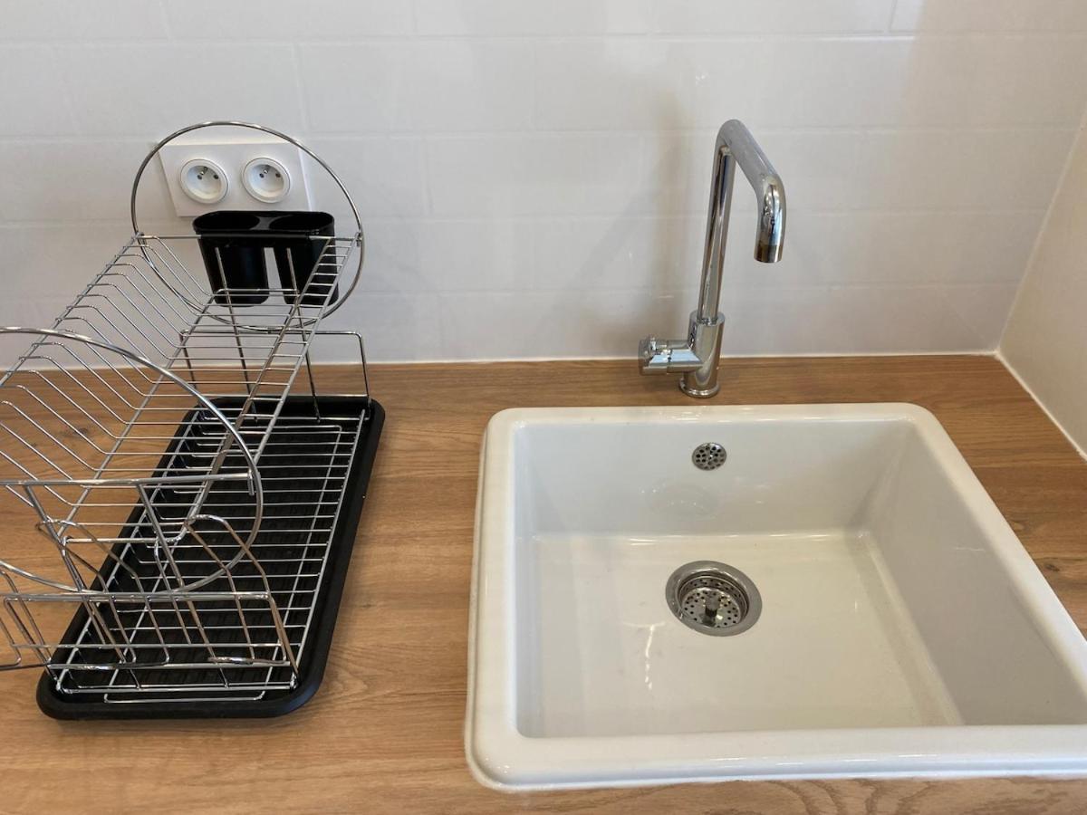 Superbe Appartement Climatise Avec Patio Montpellier Luaran gambar